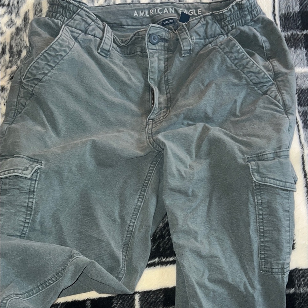 American Eagle Outfitters Women's Cargo Pants in Slate